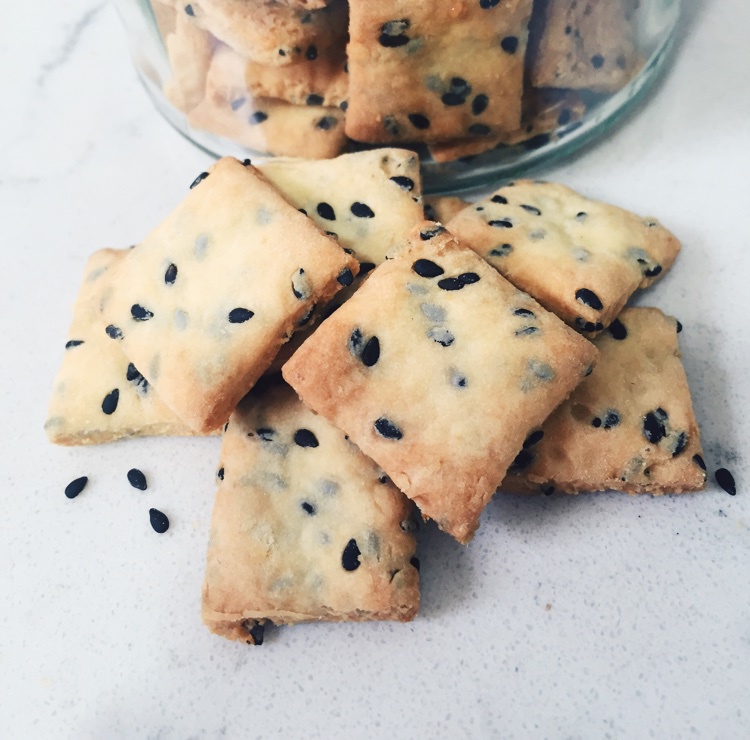 黑芝麻咸香饼干