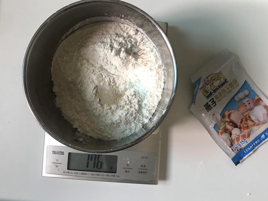 纯奶手撕吐司的做法 步骤1