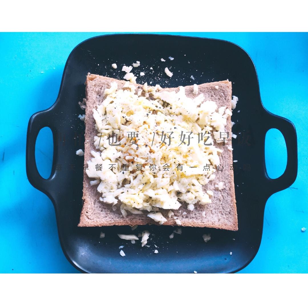 鸡蛋芝士烤吐司