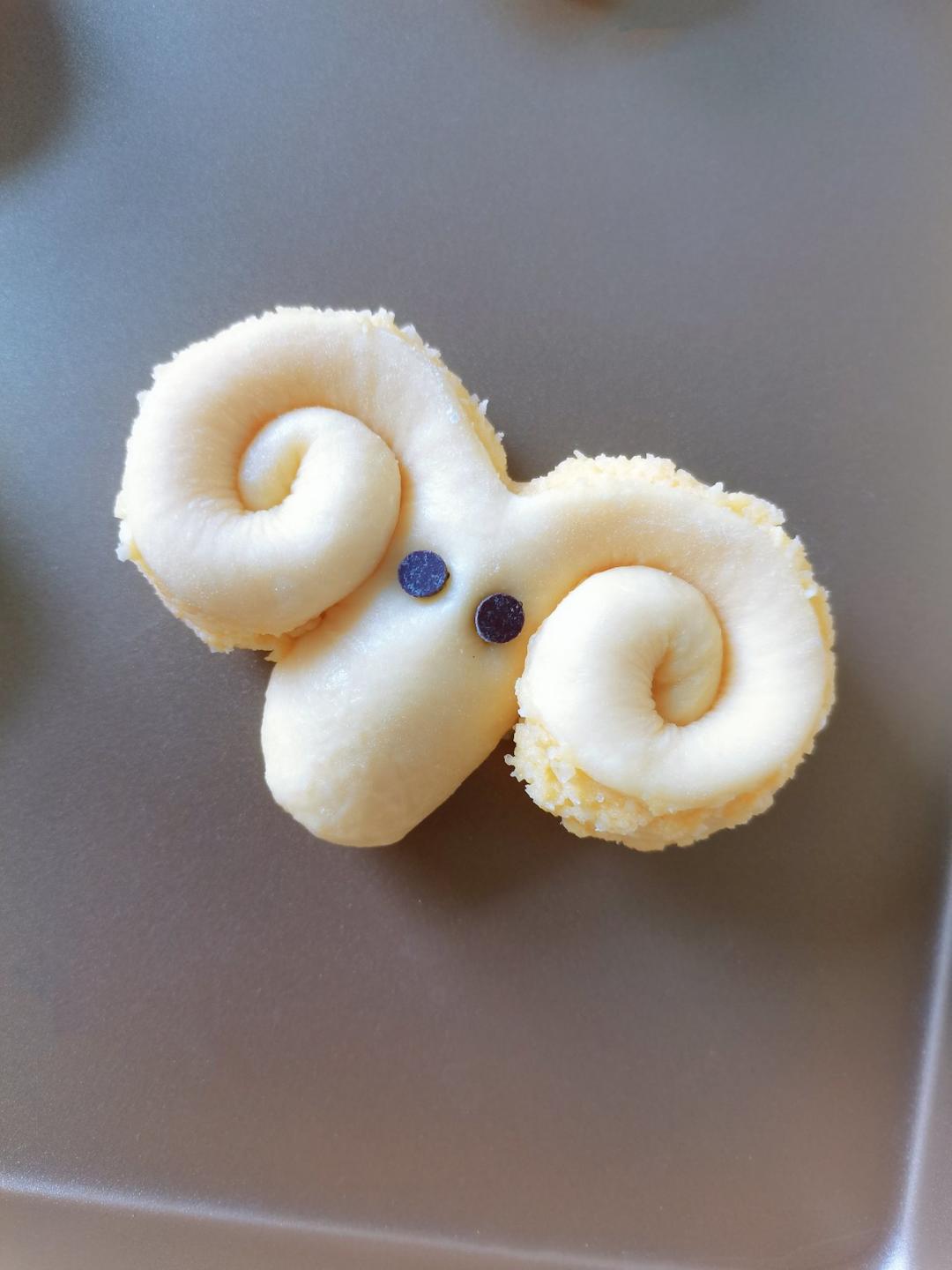 羊羊羊 🐏 椰蓉小面包、一次就成功‼️