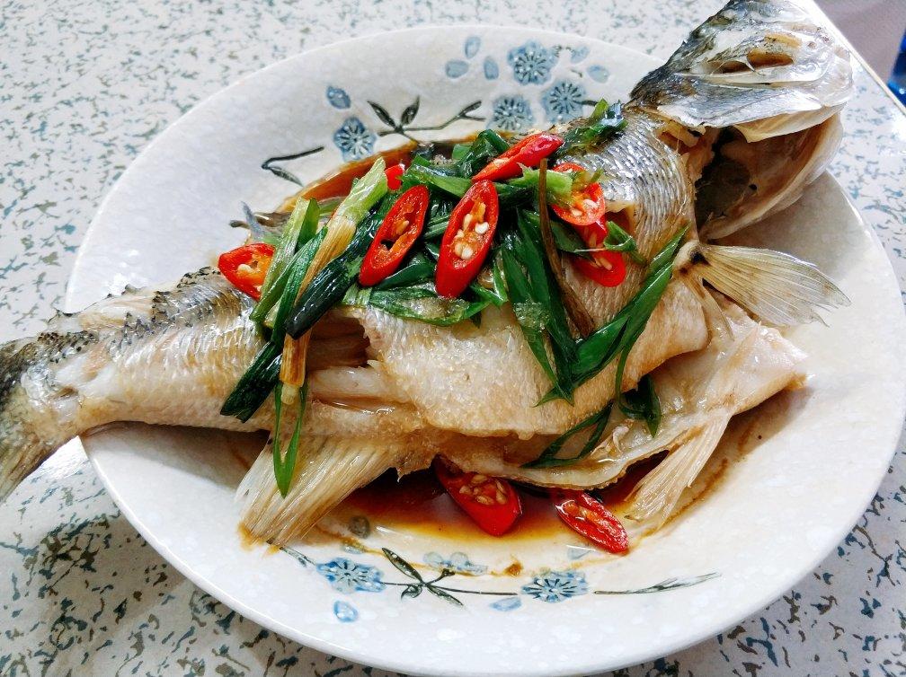 清蒸鲈鱼
