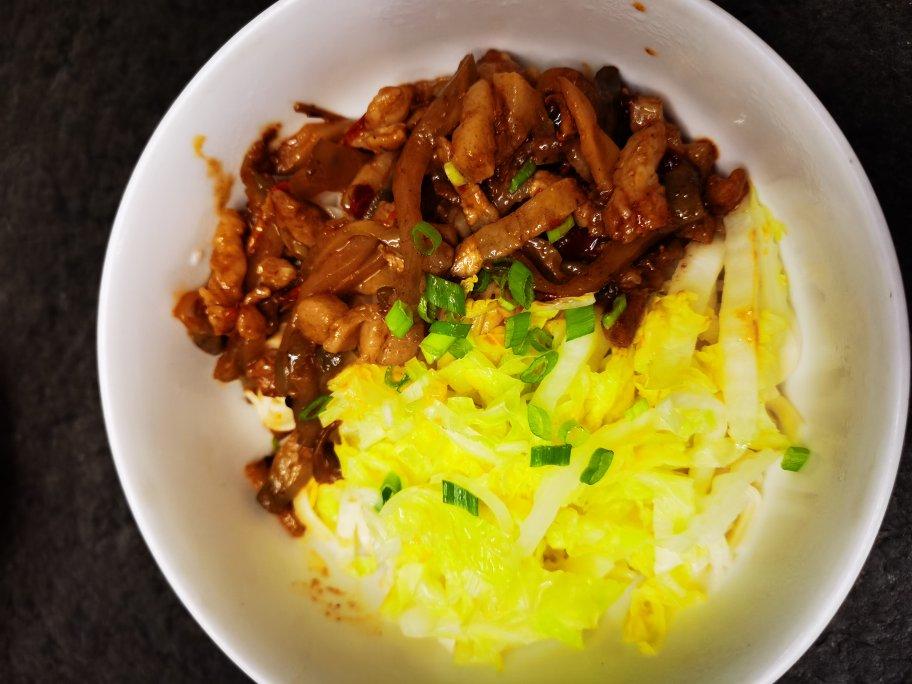 香辣榨菜肉丝面