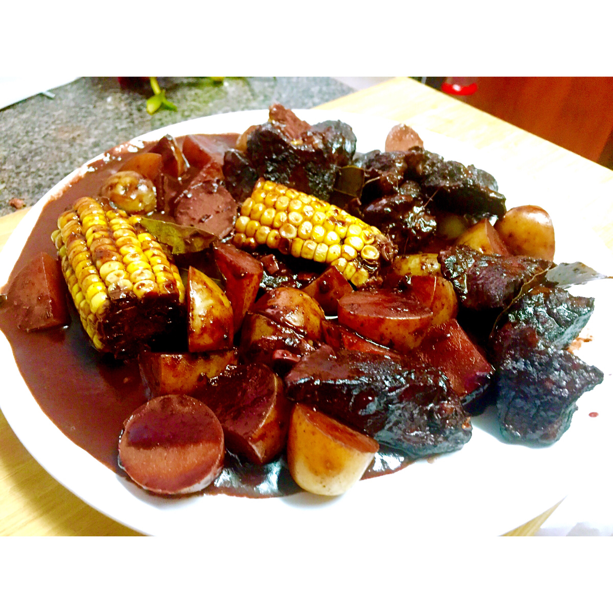 红酒烩牛肉