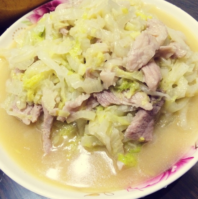 桑琊做的白菜烂糊肉丝