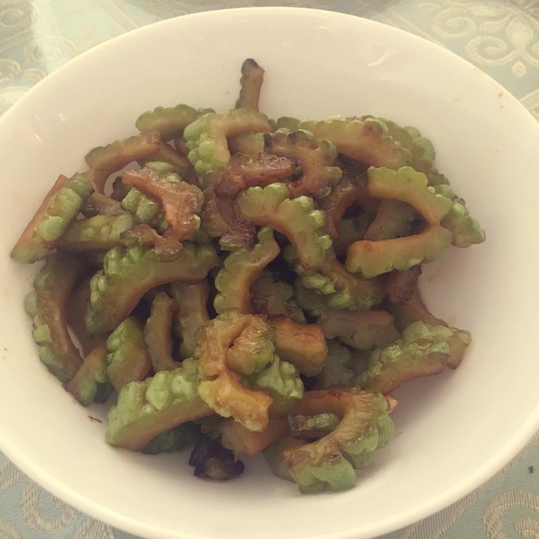 清炒苦瓜