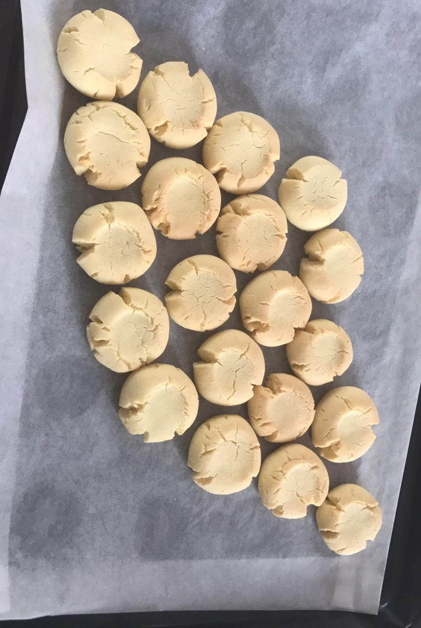 三种口味的玛格丽特饼干（原味、抹茶、可可）