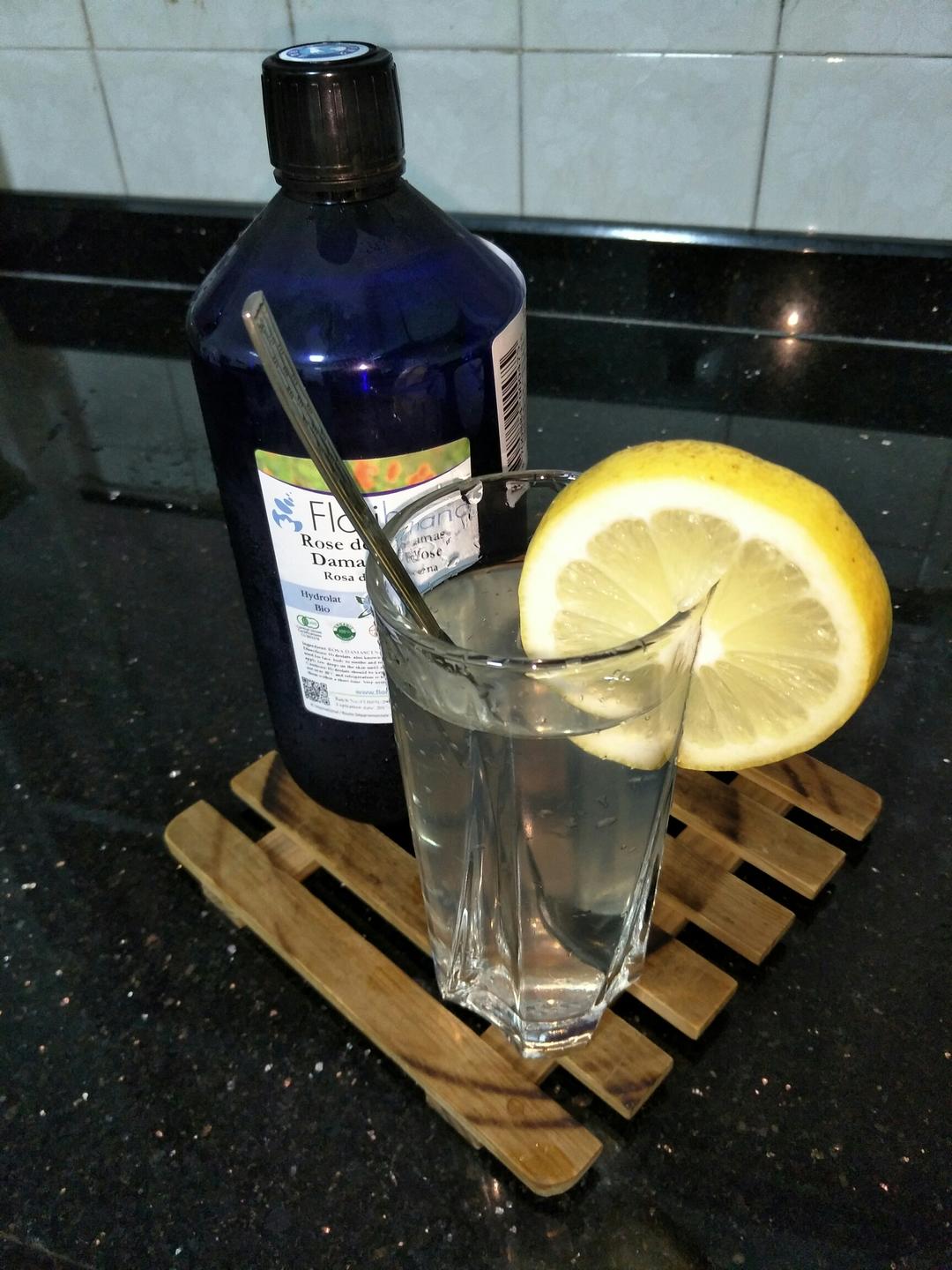 夏日玫瑰柠檬特饮