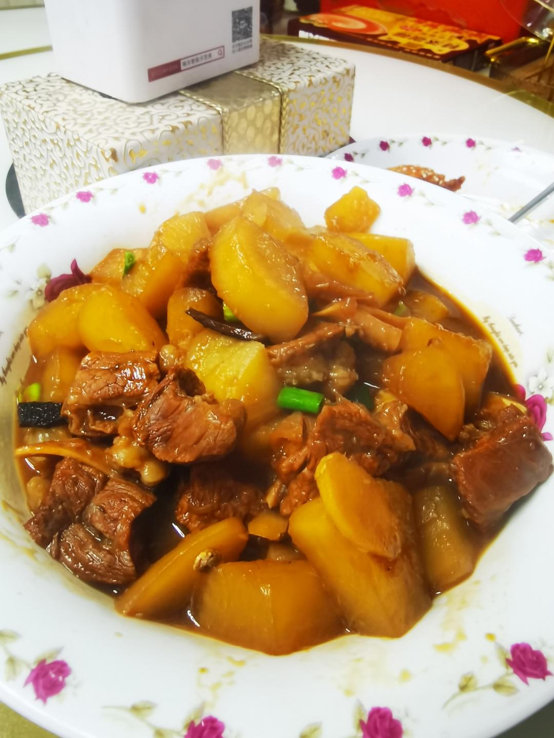 高压锅版萝卜牛腩