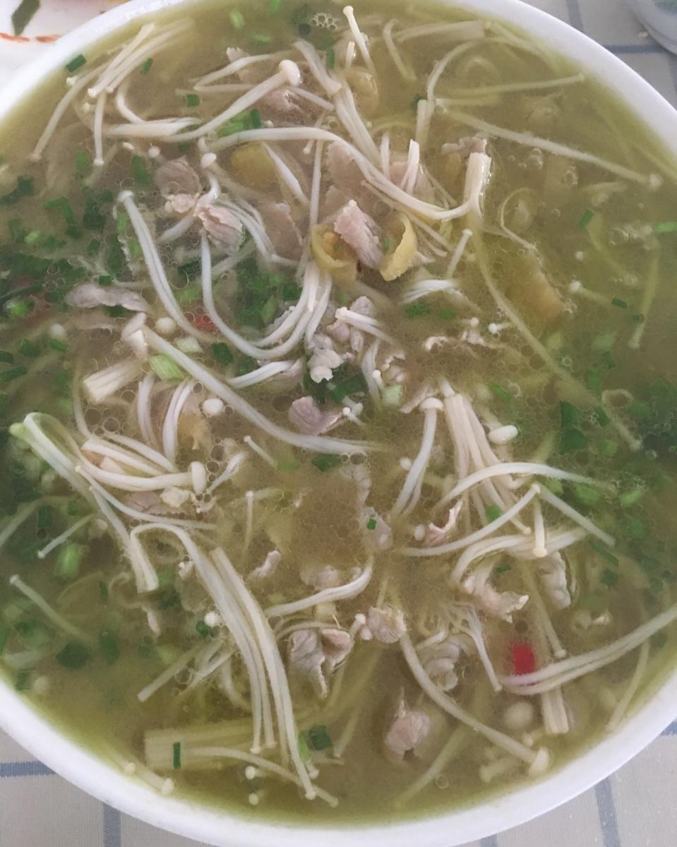 酸汤肥牛