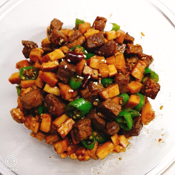 黑椒杏鲍菇牛肉粒