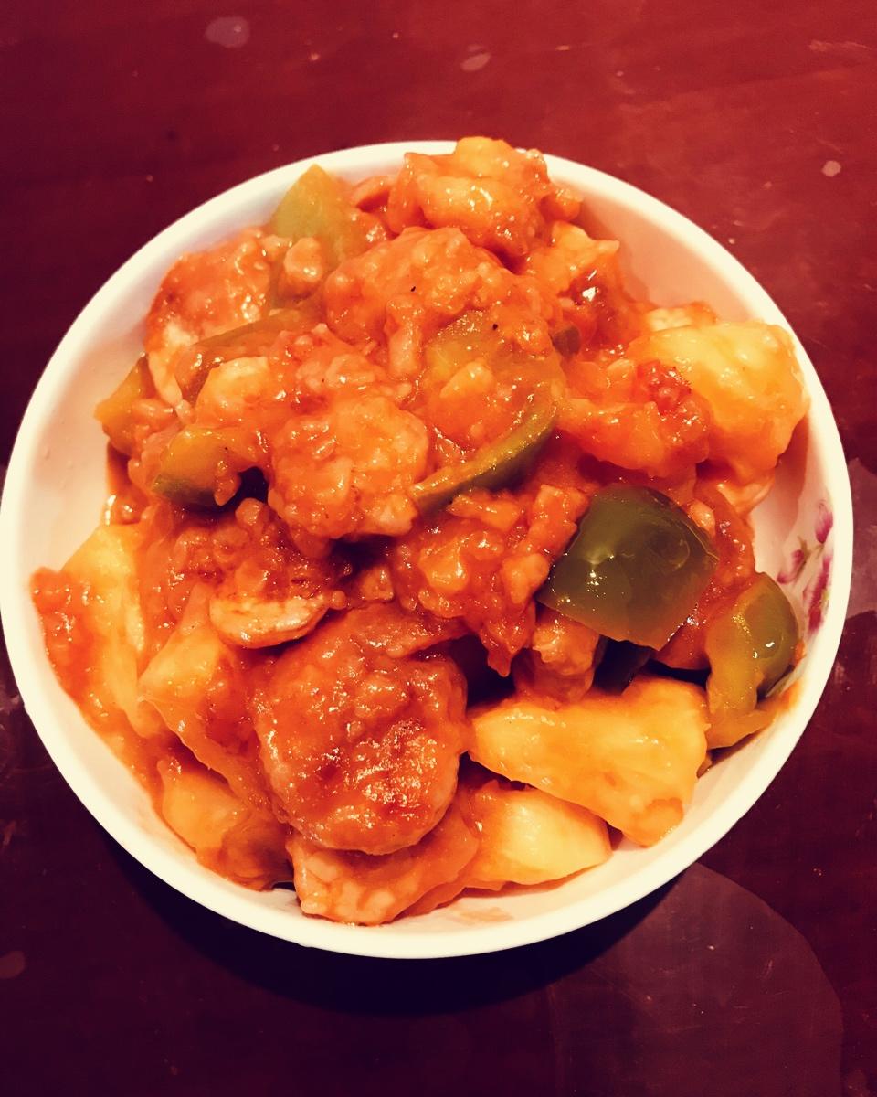 菠萝咕噜虾