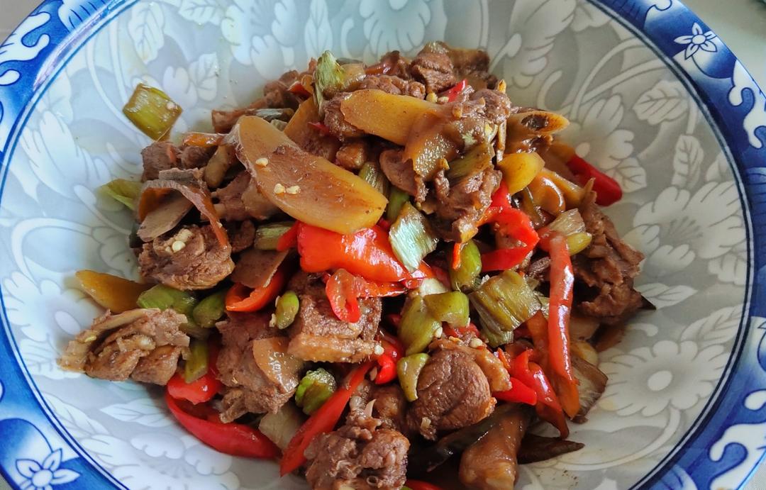 湘南名菜芋荷鸭