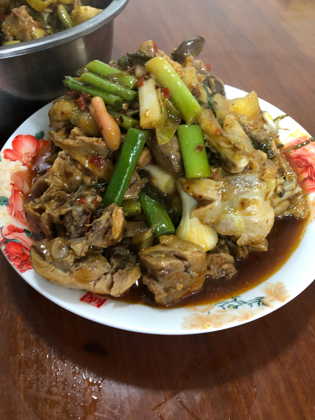 热窝儿鸡