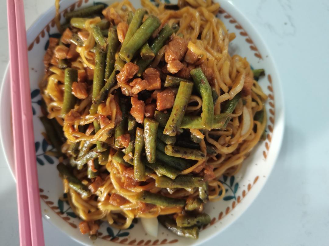 家常豆角焖面