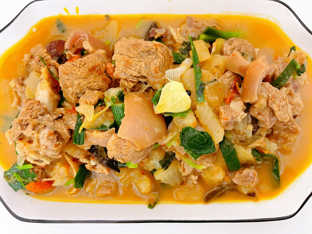 【红烧羊肉煲】