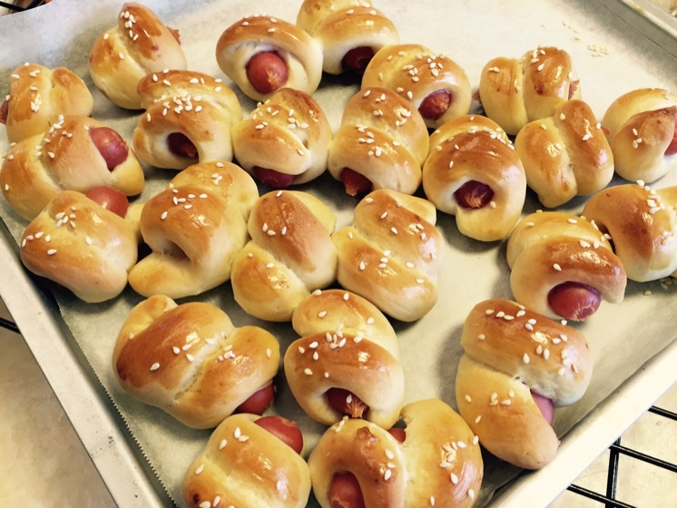 台式香肠面包卷