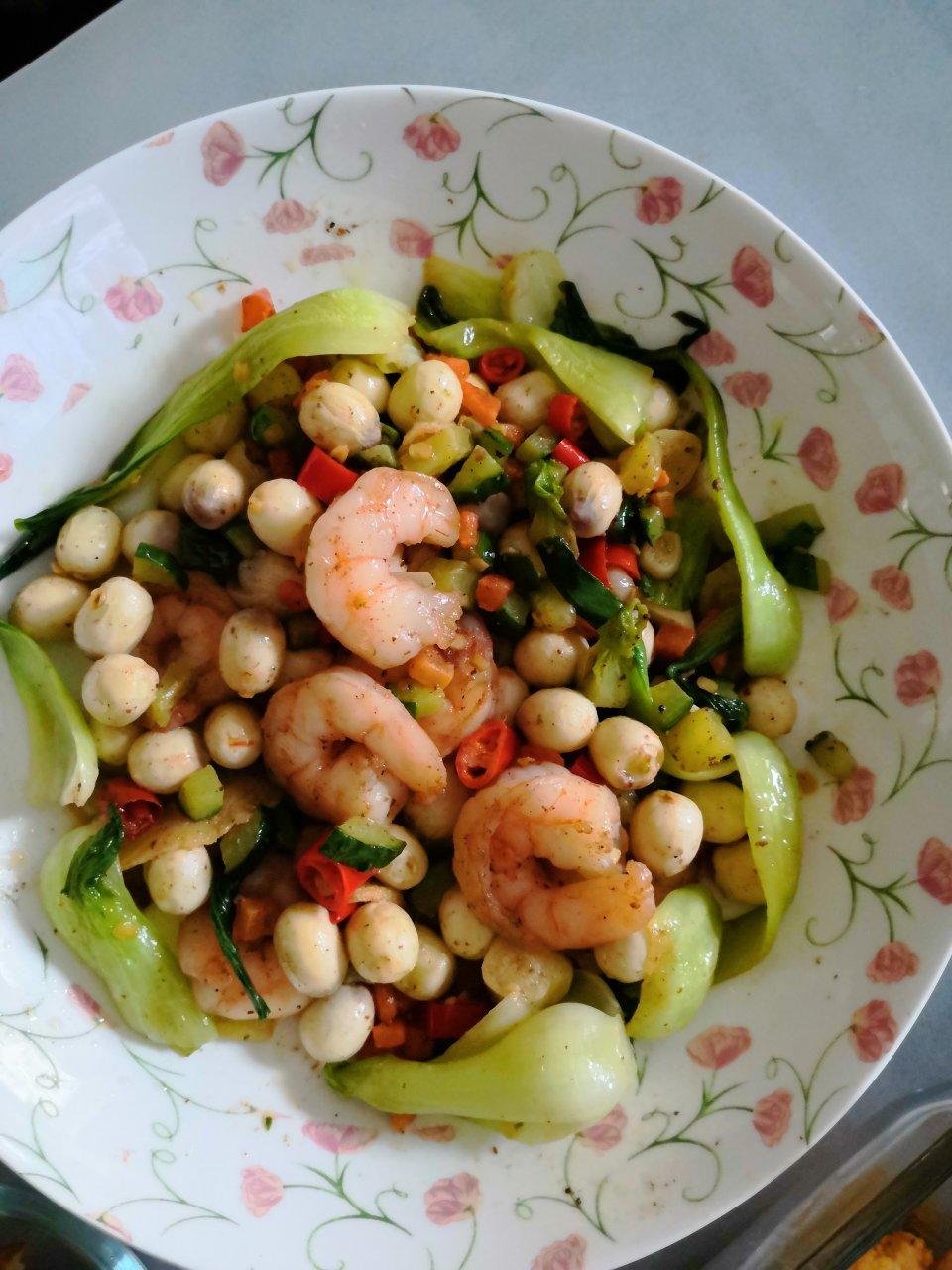 鲜莲子炒虾仁