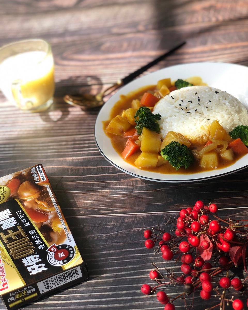 香bao宝做的简约日式咖喱饭