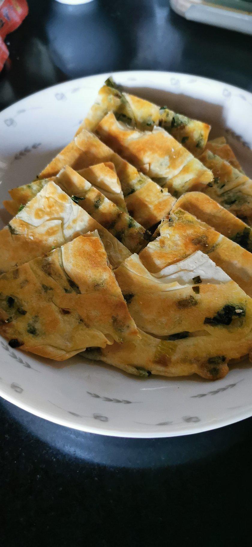 小馄饨皮葱油饼