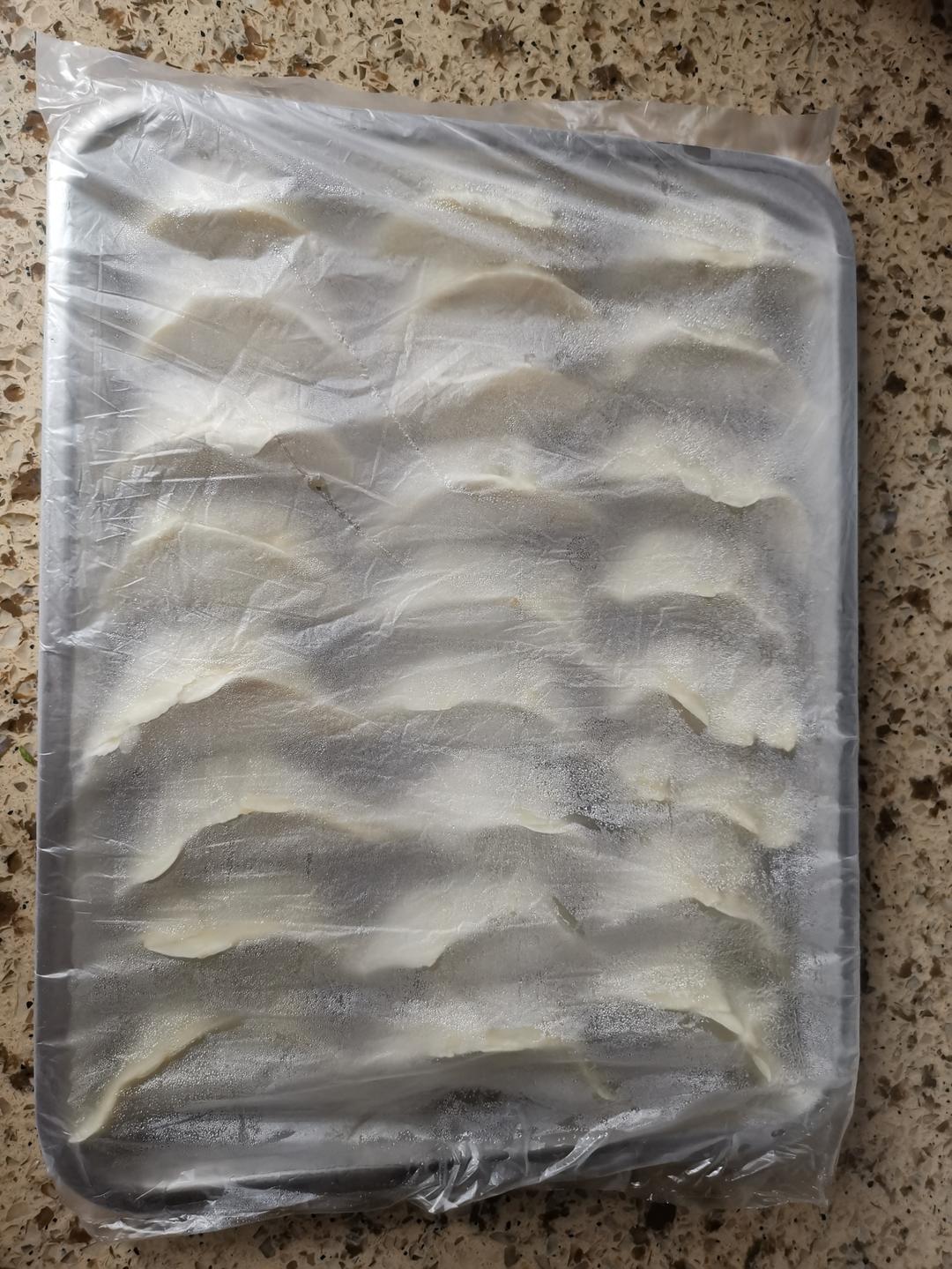 不用擀面杖，徒手包饺子皮的慢教程来啦！喜欢就动手试试吧！