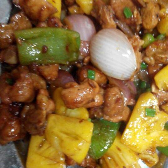 菠萝炒鸡的做法