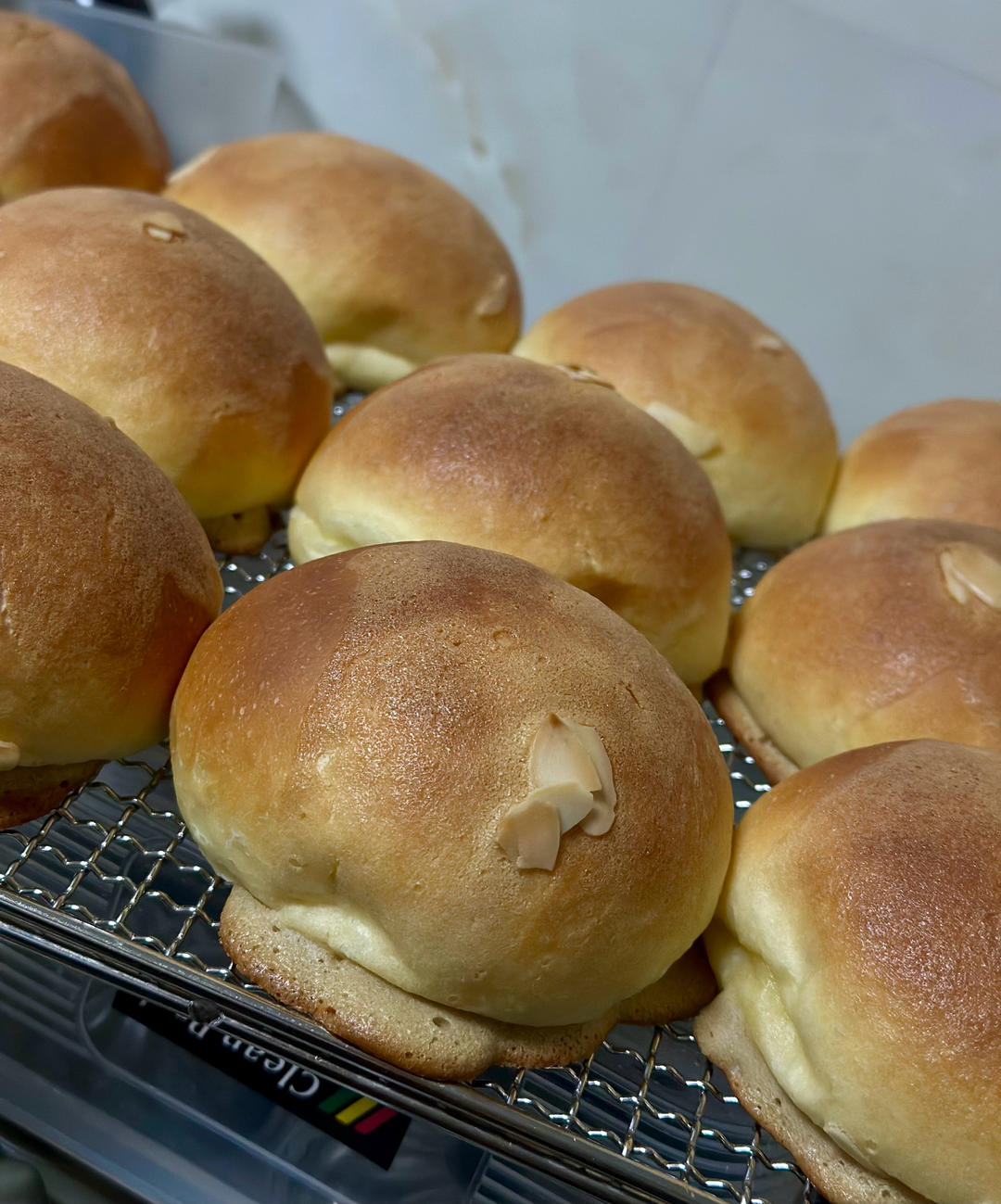 帕帕罗蒂2.0，口感味道升级的奶盐酥皮咖啡面包