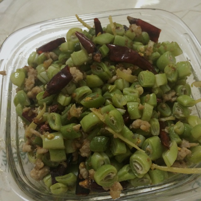 榄菜肉末四季豆