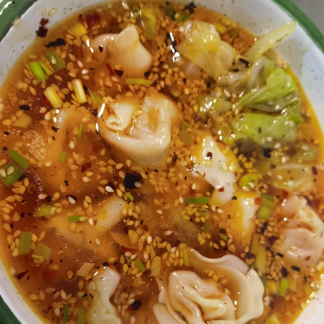 酸辣馄饨
