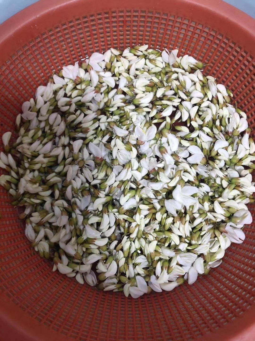 槐花韭菜猪肉包