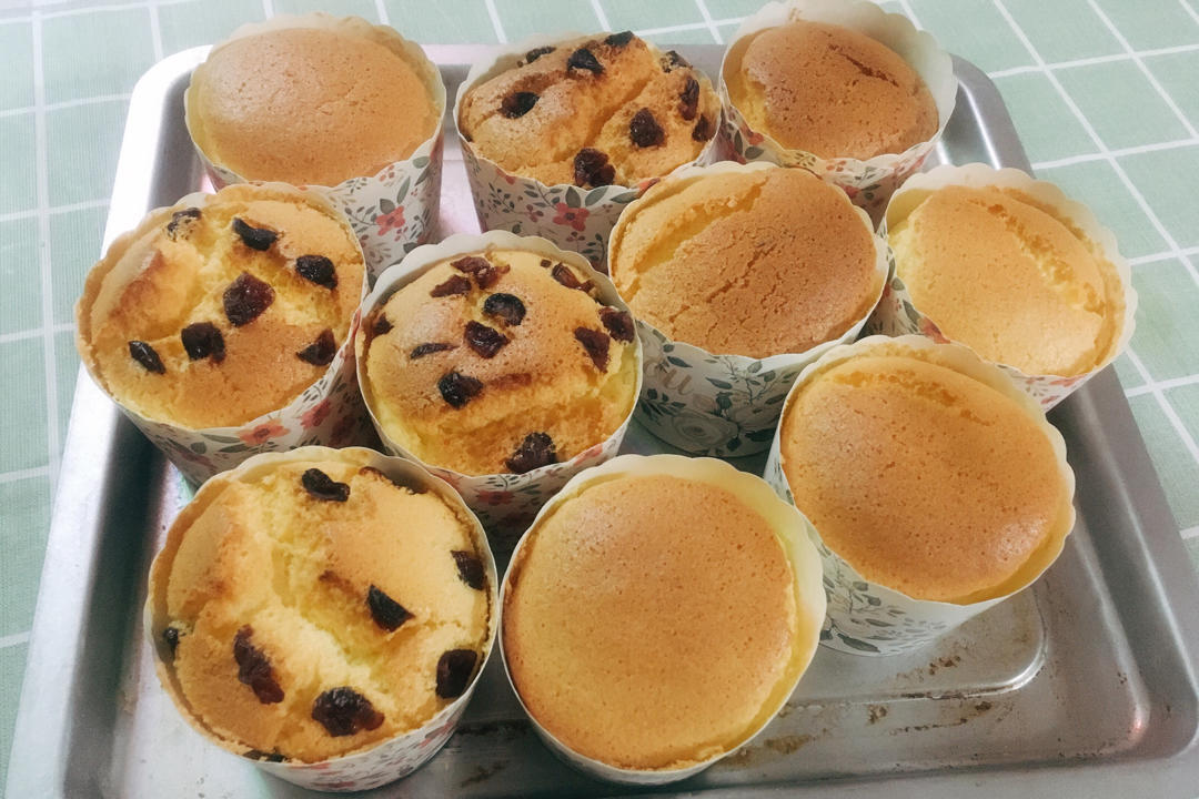 纸杯蛋糕 8寸戚风蛋糕的量