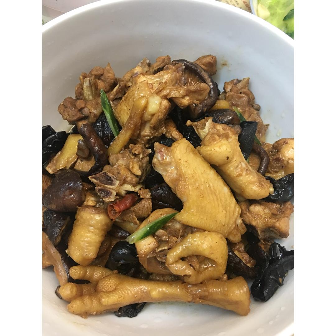 冬菇焖鸡