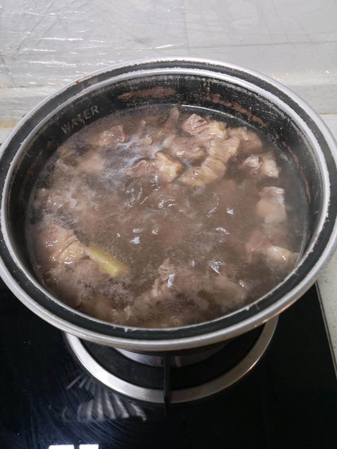 番茄土豆炖牛肉