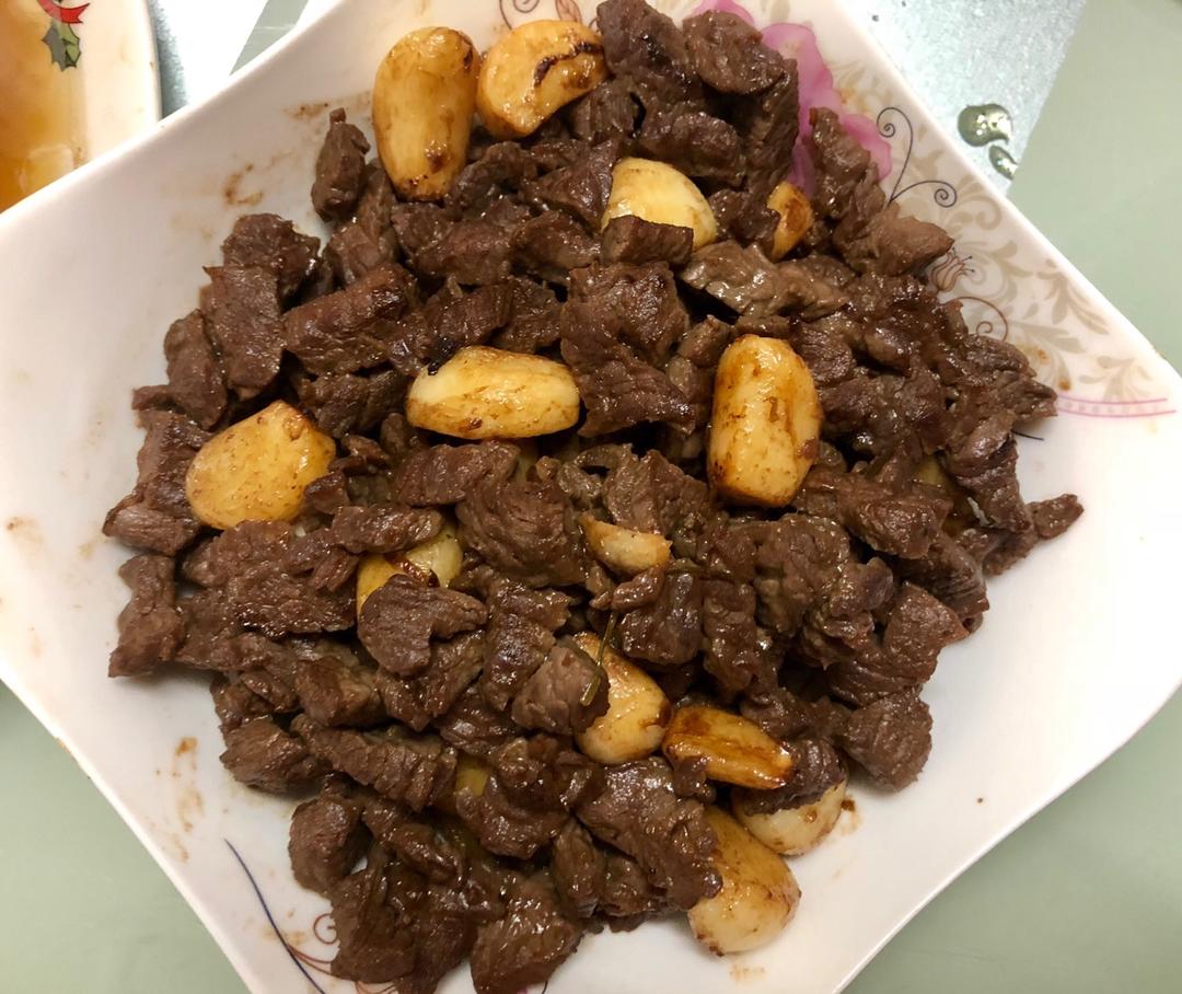 黑蒜子牛肉粒