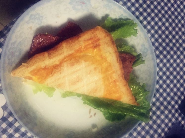 电饼铛版吐司煎蛋