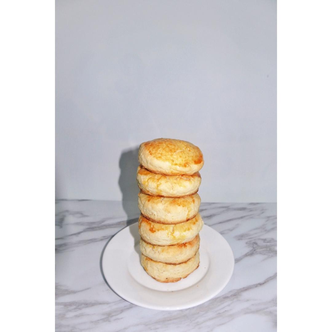 【视频】3分钟 奶油司康Scone(可能是世界上最快手的司康) 消耗淡奶油～