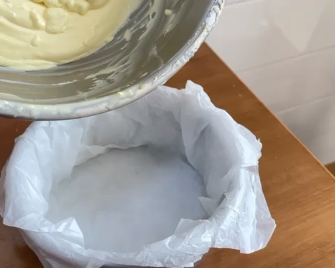 巴斯克芝士蛋糕 烘焙小白必成功的做法 步骤5