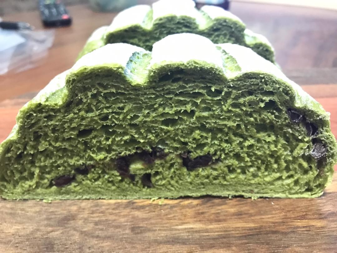 抹茶红豆牛奶哈斯面包