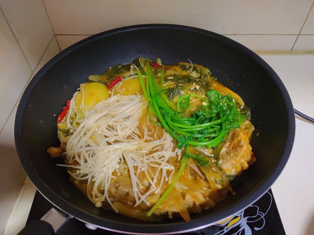 韩式土豆脊骨汤【山姆厨房】