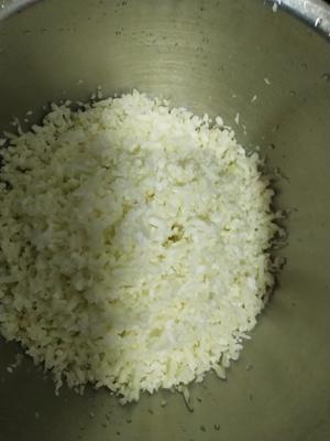 没有米饭的炒饭（炒菜花米）的做法 步骤3