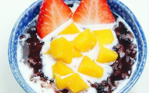 椰浆草莓芒果水果粥的做法 步骤11