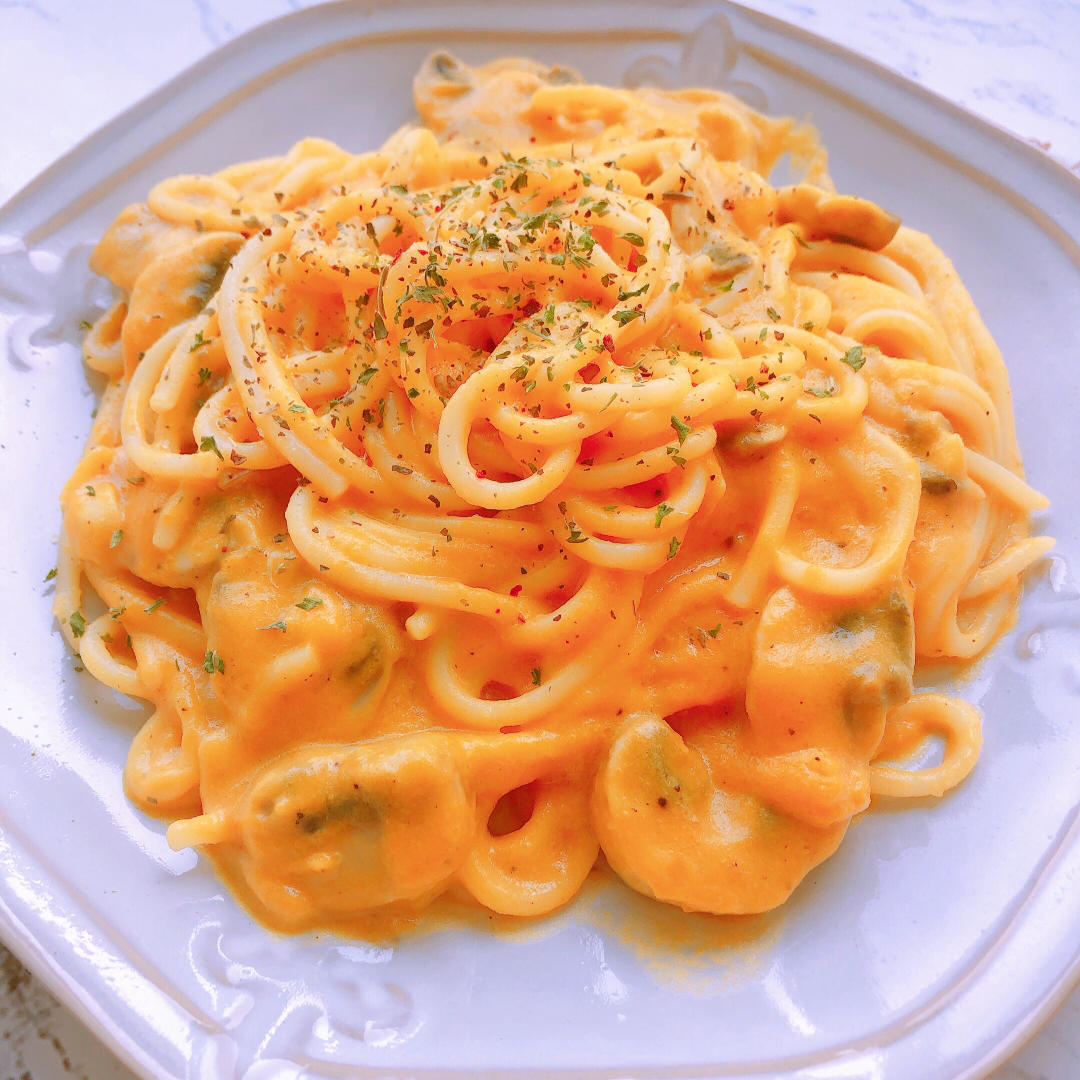 annaykx做的核桃南瓜意面/通心粉 全世界最简单的西餐>