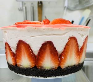 6寸酸奶草莓慕斯蛋糕🍰的做法 步骤15