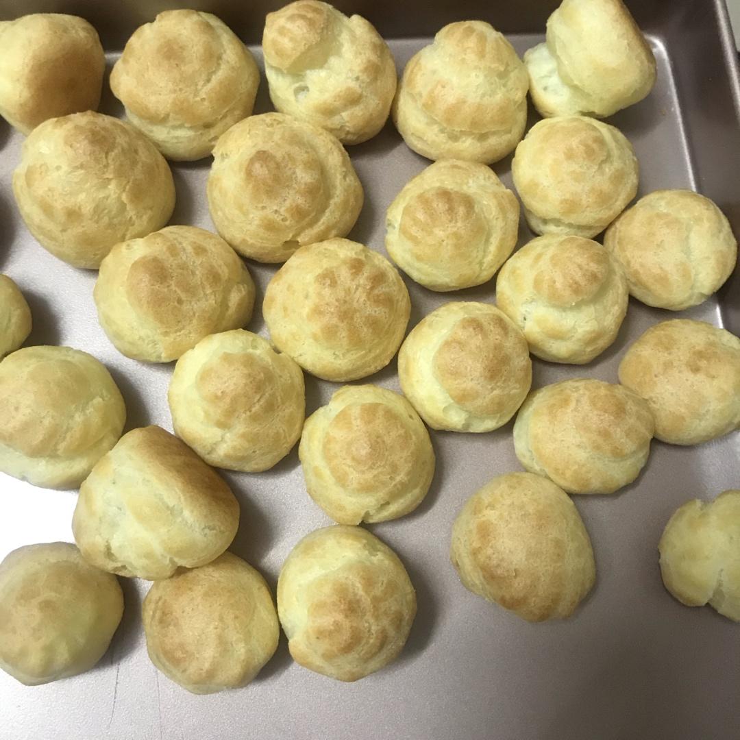 简单易成功的奶油小泡芙做法