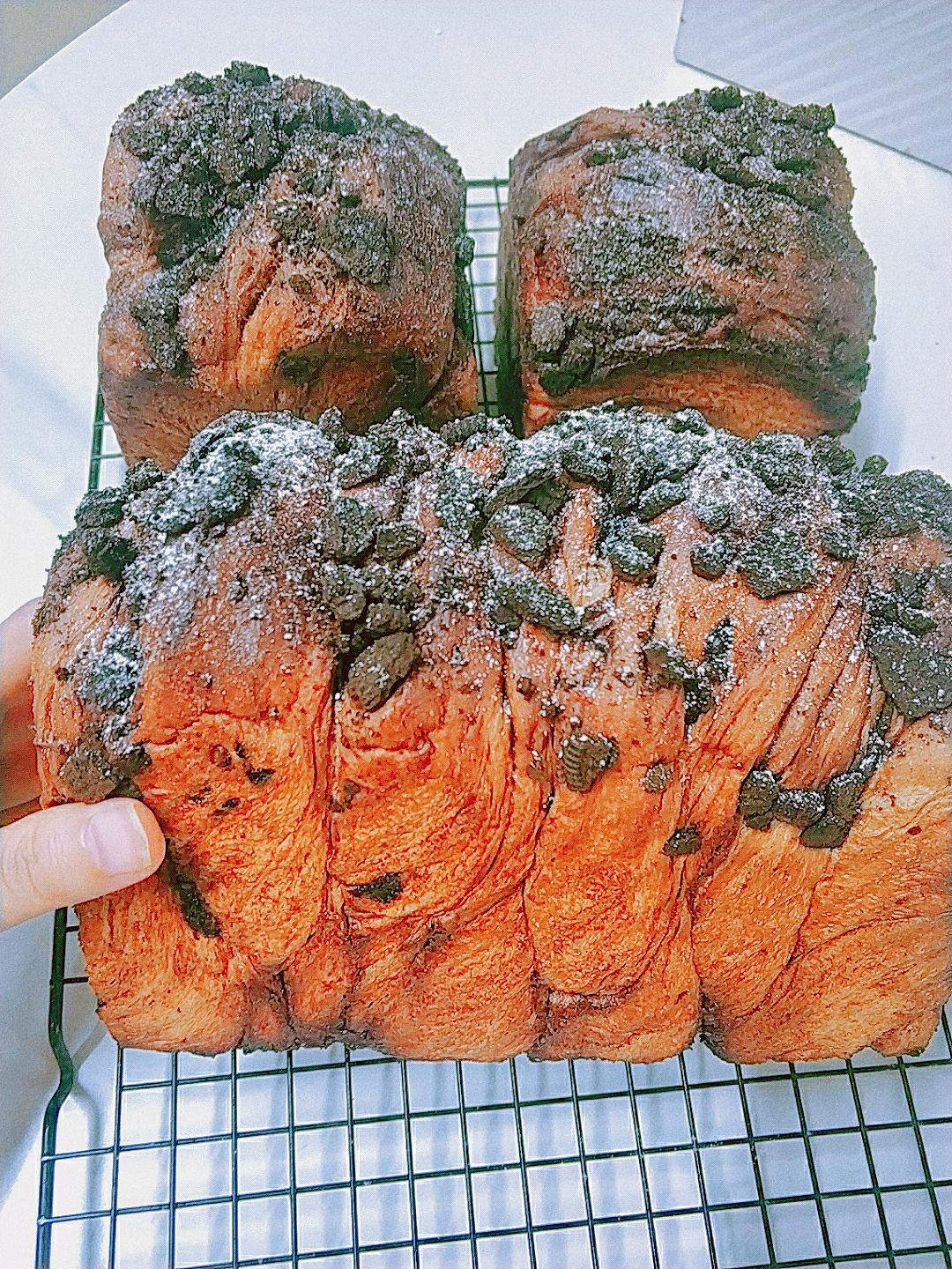 雪山巧克力吐司（巧克力奥利奥吐司面包）