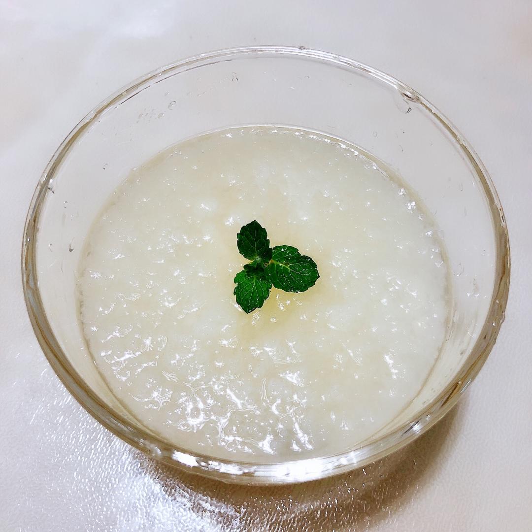 鲜榨梨汁