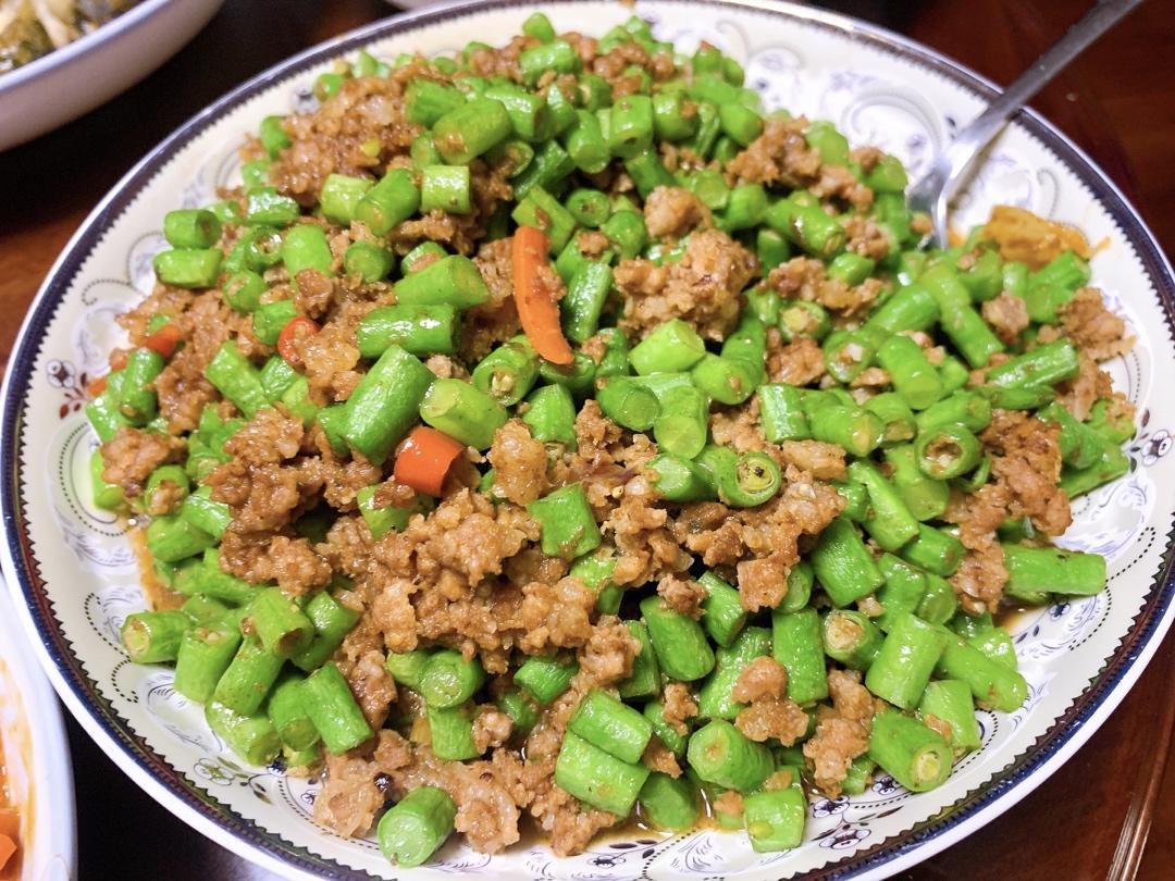 肉沫豆角下饭菜