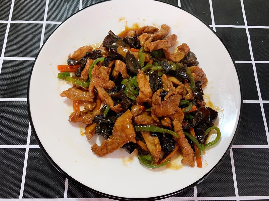 超好吃的鱼香肉丝（做法相当简单，一看就会）