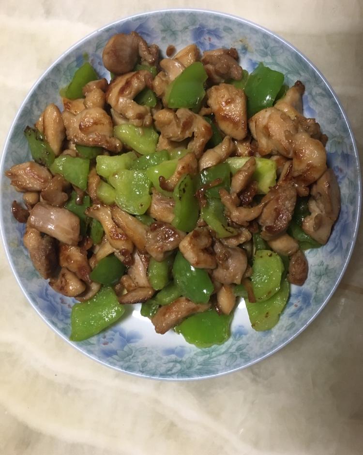青椒炒鸡腿肉（大厨级别）