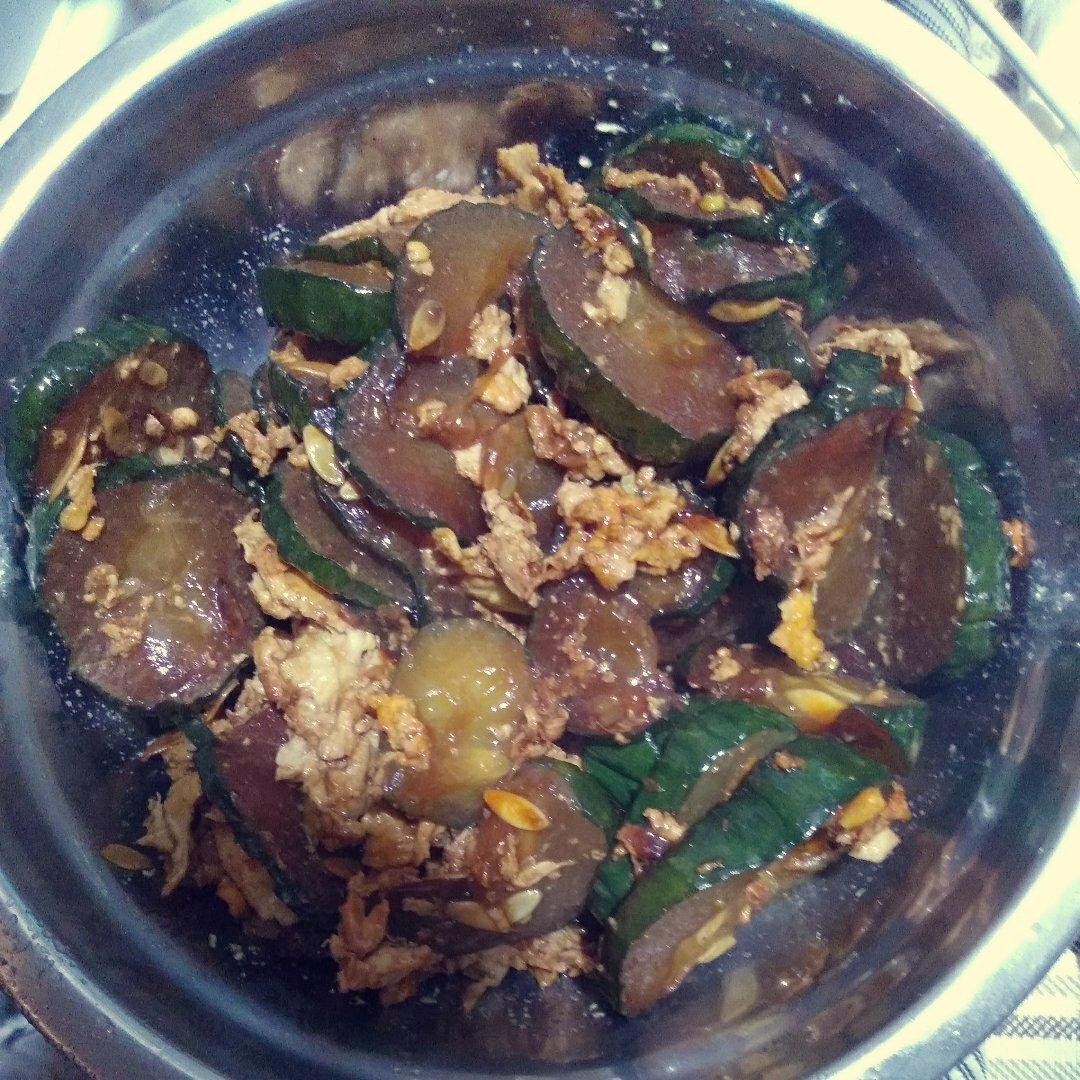 黄瓜炒鸡蛋