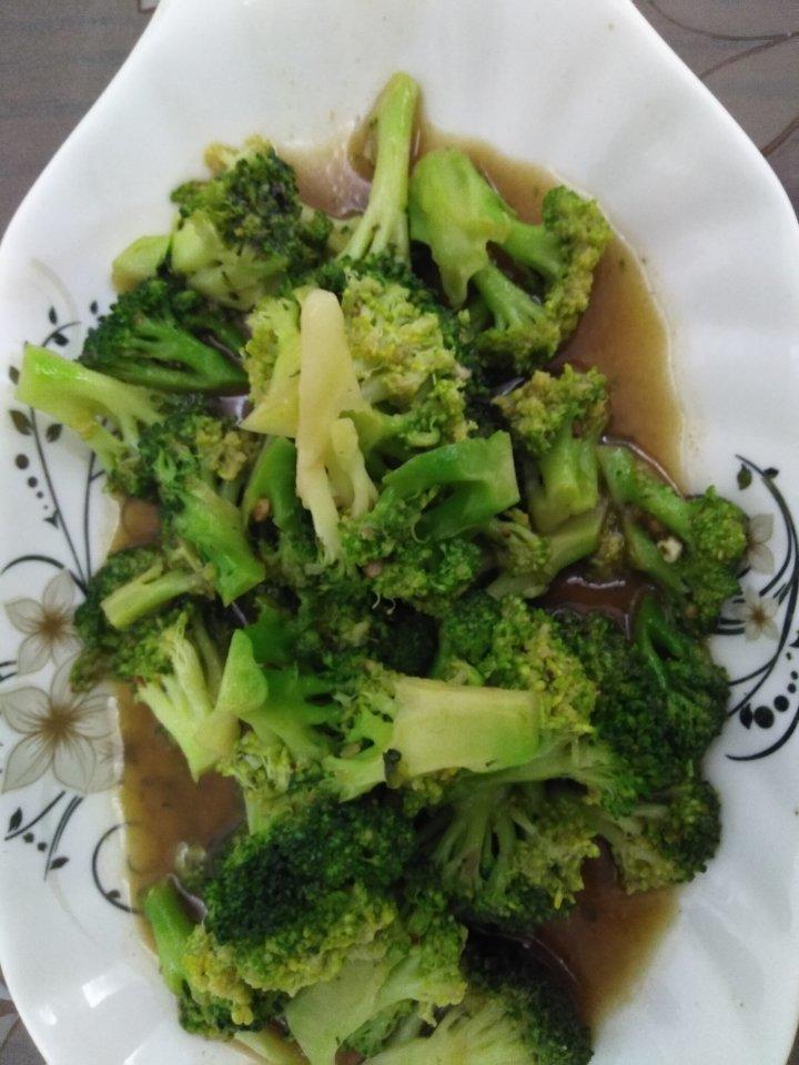 蚝油蒜蓉西兰花